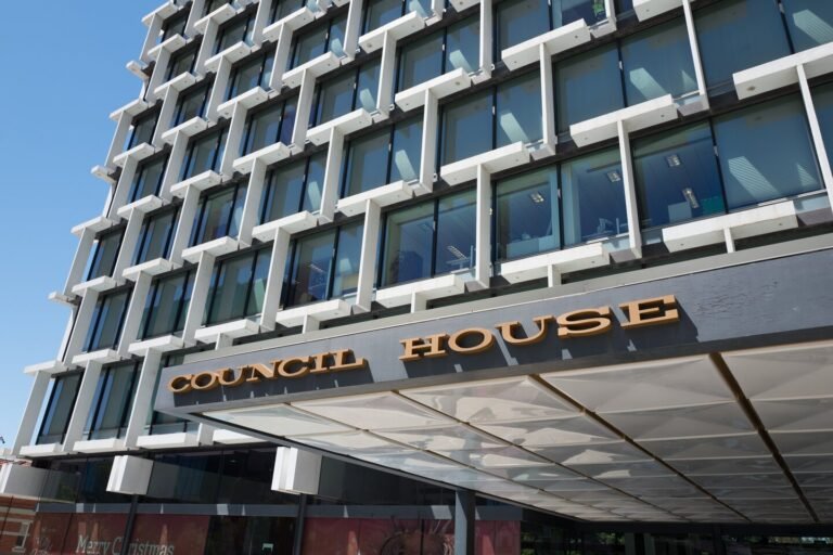 Consultant exits City of Perth council review over reputational grounds, emails show