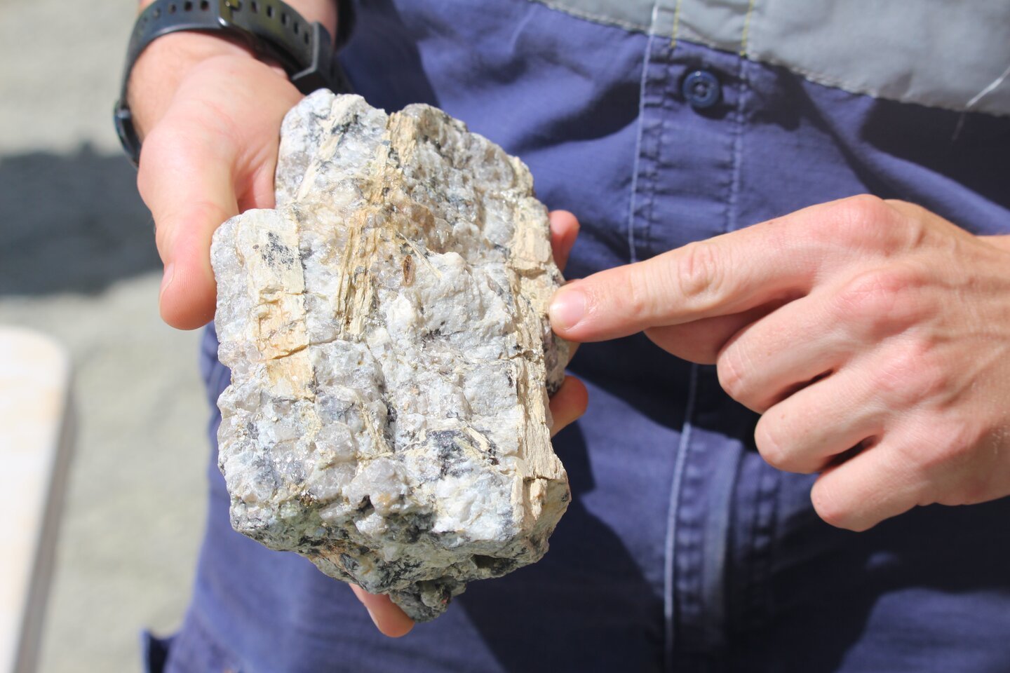 Analysis: Avoid euphoria amid lithium bounce