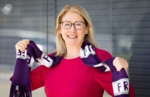 Acting premier wants premiership prize
