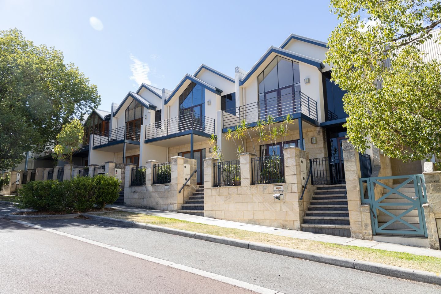 $250m now available to underwrite new apartments, townhouses