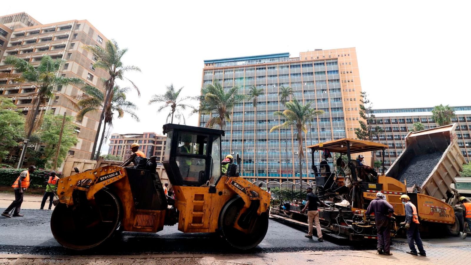 Road ministry cuts contractors’ pending bills by Sh68.6bn