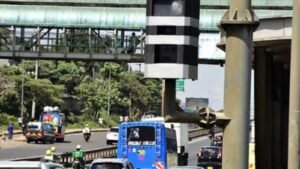Enhance use of digital speed cameras for traffic
